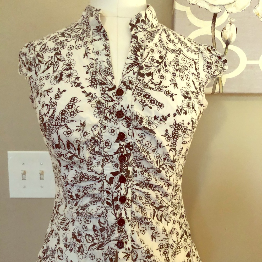 Print button down blouse.